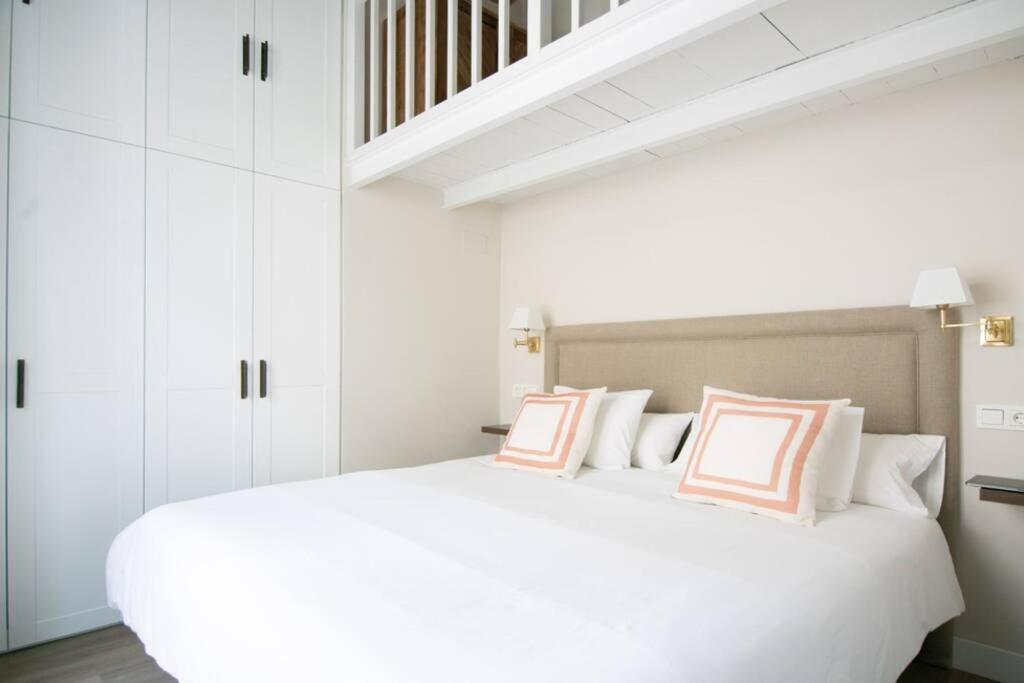 Apartament G12 Trendy And Comfy Bright Loft Meters From Bullring And Trianas Bridge, Galera Street Sewilla Zewnętrze zdjęcie